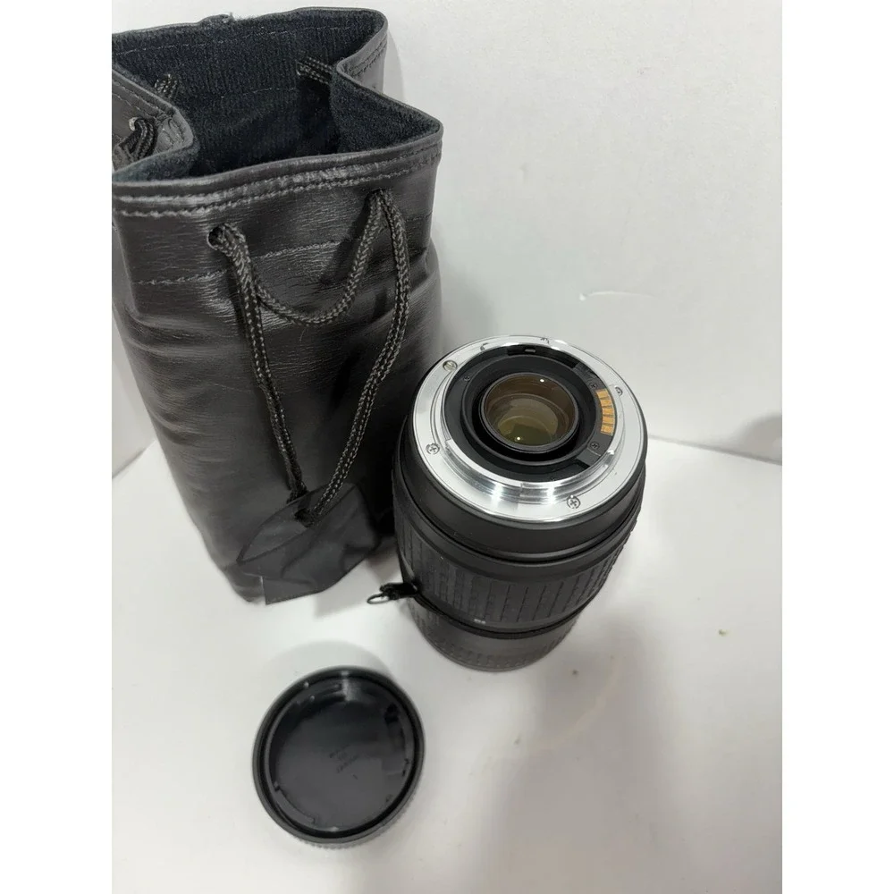 Sigma DG APO Macro‎ Super 70-300mm f/4.0-5.6 APO DG Lens With Leather Case
